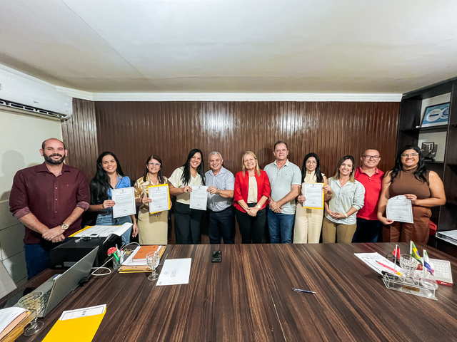 Prefeitura de Alhandra empossa novos concursados e reforça áreas de saúde e educação