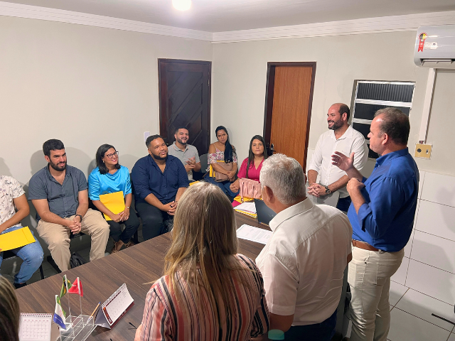 Prefeitura de Alhandra dá posse aos novos servidores aprovados no último concurso