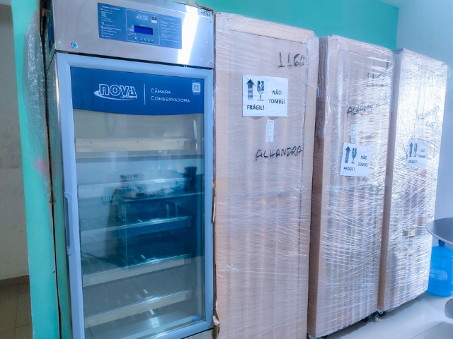 Alhandra recebe câmaras frias para fortalecer o sistema de imunização