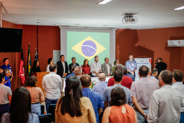 Prefeitura de Alhandra participa de evento na UFPB e fortalece parcerias em prol do desenvolvimento municipal