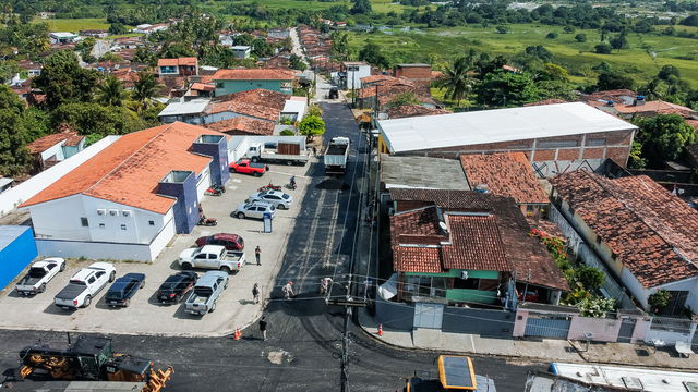 Prefeitura através da Secretaria de Infraestrutura inicia novas obras de pavimentação e transforma ruas em caminhos de desenvolvimento