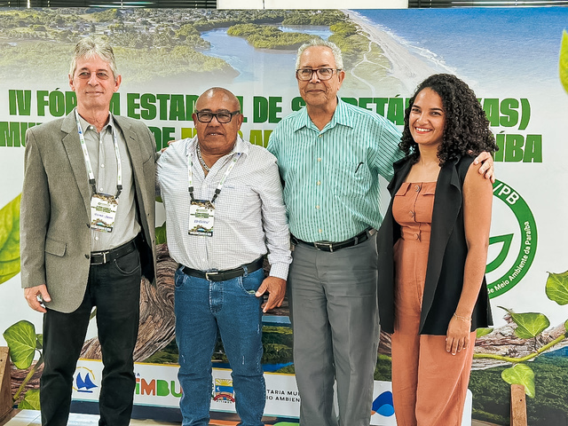 Alhandra marca presença no 4º Fórum Estadual de Secretários Municipais de Meio Ambiente da Paraíba 