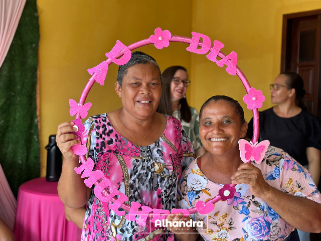 Prefeitura de Alhandra realiza palestra sobre o Dia Internacional da Mulher no CRAS, em Alhandra, para mulheres assistidas pelo CRAS e Criança Feliz