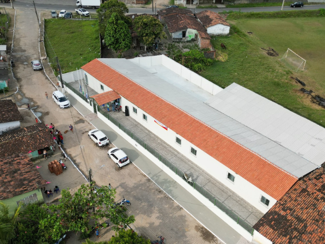 Escola no bairro do Salgadinho, em Alhandra, recebe melhorias e adequações; serviços foram concluídos e unidade de ensino é entregue