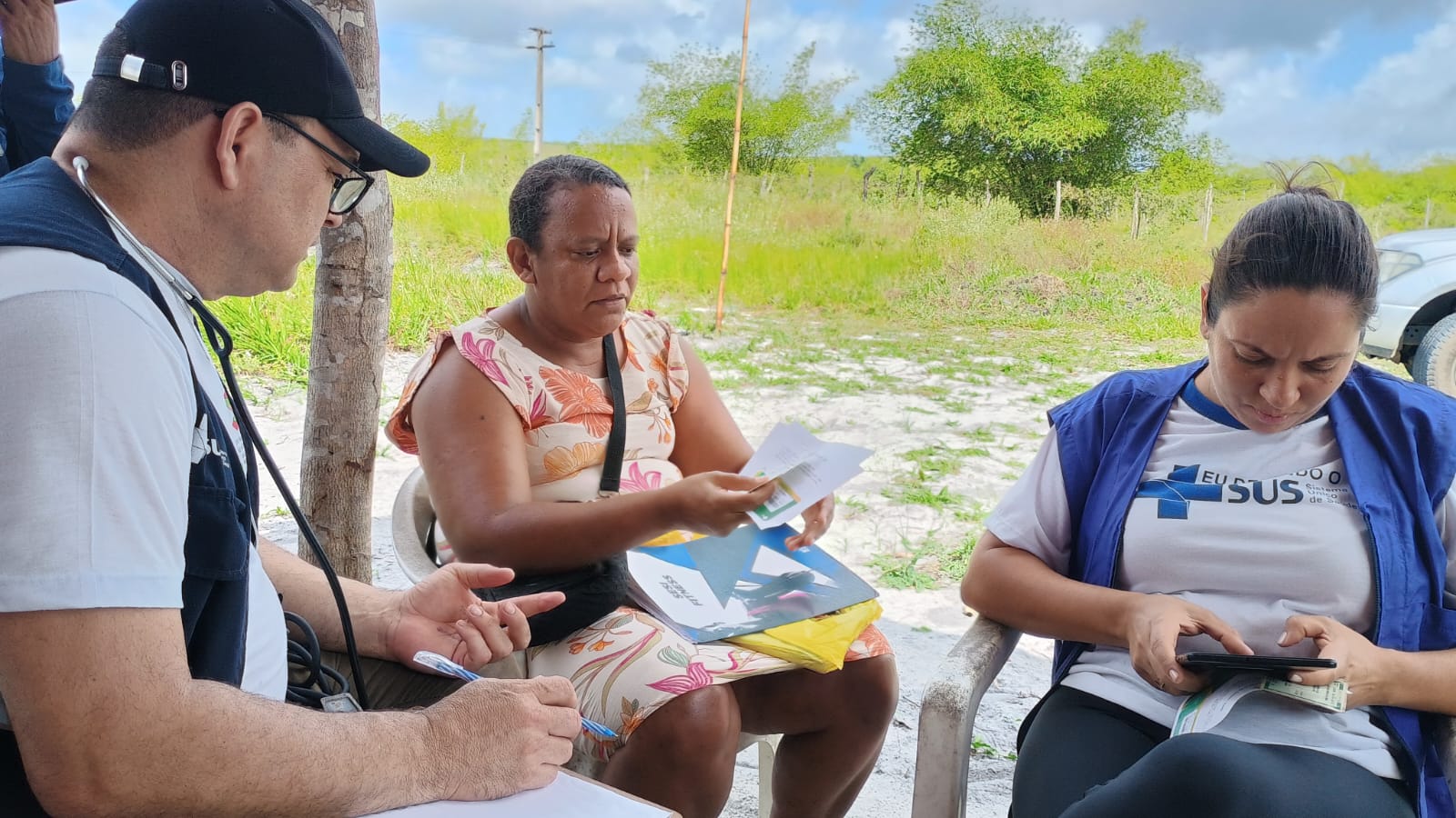 Prefeitura de Alhandra leva atendimento humanizado às famílias da Fazenda Garapu