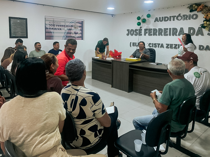 Conselho Municipal de Habitação encerra 2025 com reunião de avaliação das ações em Alhandra