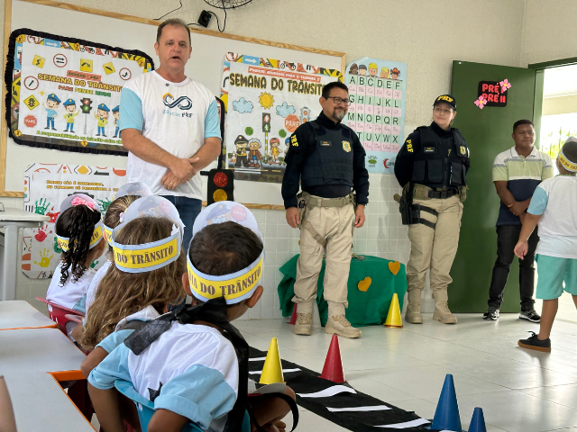 Projeto EDUCAR PRF promove conscientização sobre segurança no trânsito em parceria com a Prefeitura de Alhandra
