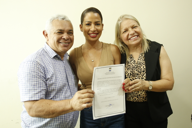 Posse de novos servidores municipais amplia atendimento e reforça serviços públicos em Alhandra 