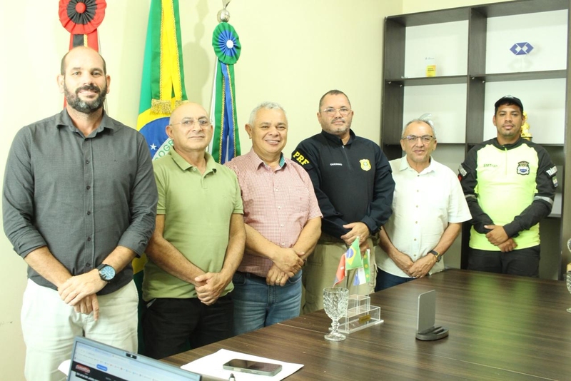 Prefeitura de Alhandra firma acordo técnico entre PRF e SMTrans para ampliar fiscalização em rota estratégica na BR-101