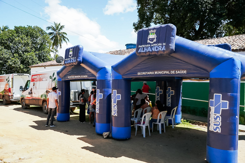 Prefeitura de Alhandra leva serviços de saúde à comunidade de Pindobal