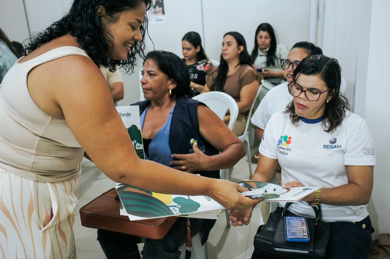Alhandra capacita agentes comunitários de saúde sobre calendário vacinal e ESAVI